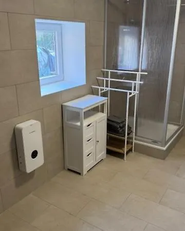 شقة Monteurzimmer Auf Historischem Vierkanthof M زولبيتش