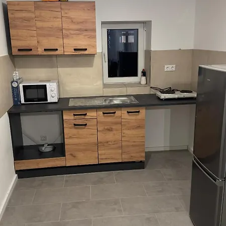 Monteurzimmer Auf Historischem Vierkanthof M *